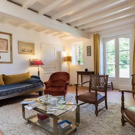 Holiday home Superbe Longere Preserville